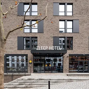 Отель Zleep