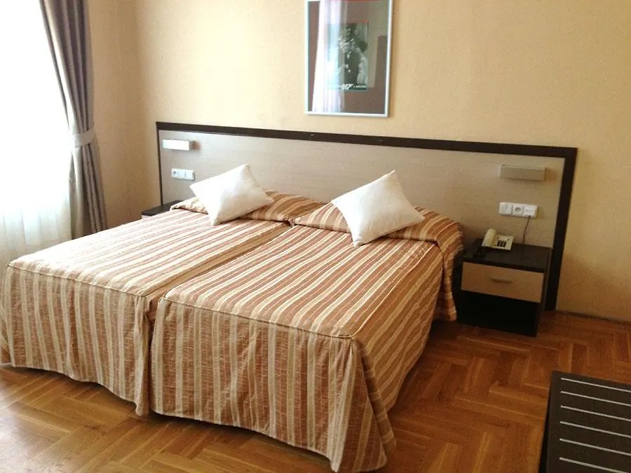 Hotel Praga 1 4*, Praha Česká republika